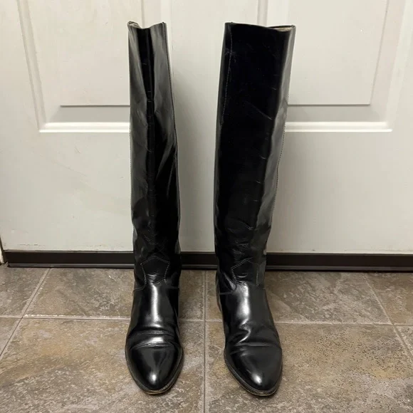 Charles David Black Vintage Italian Leather Boots - Picture 3 of 12